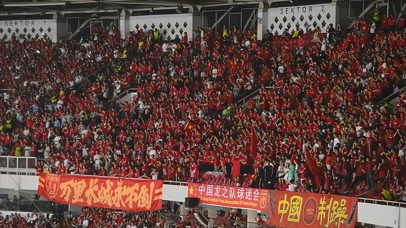 国足在下行区滑动三观察点充满矛盾